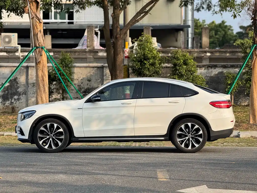 Mercedes-Benz GLC Coupe 2018 — фото 7