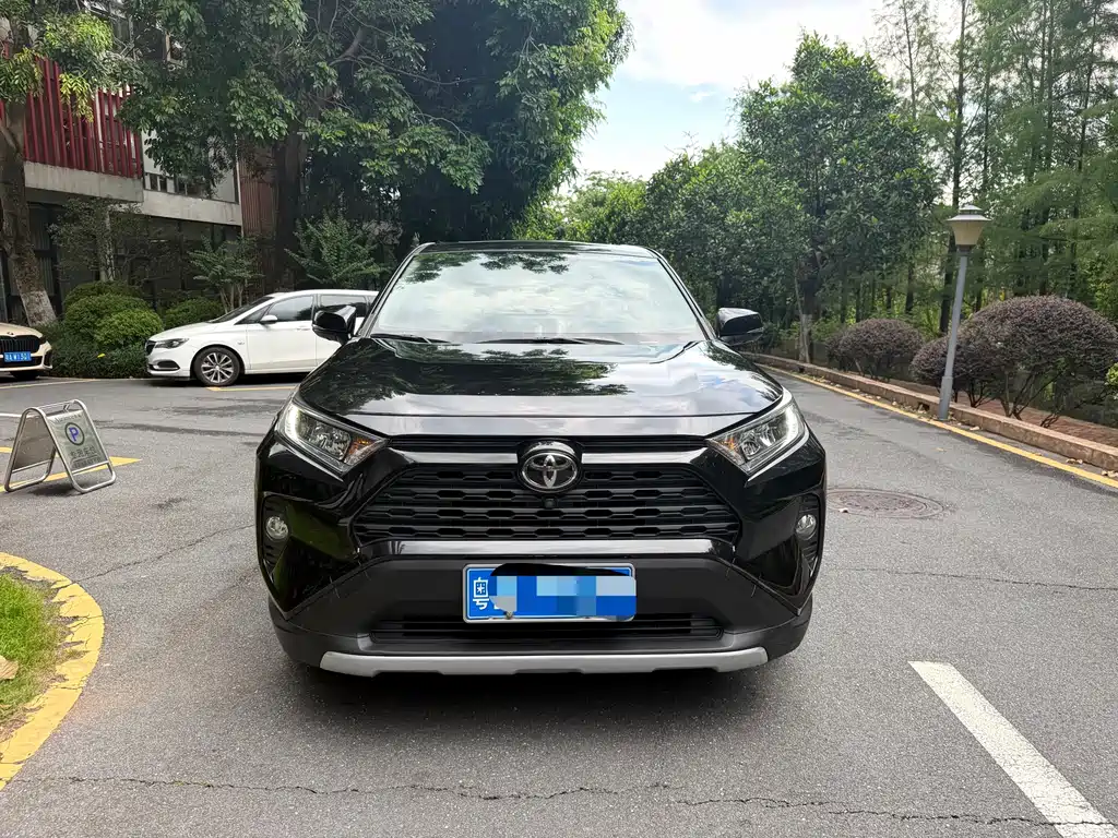 Toyota RAV4 2022