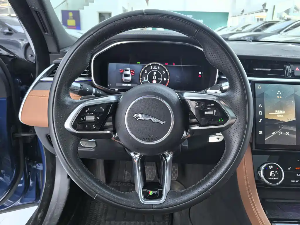 Jaguar XFL 2023 — фото 12