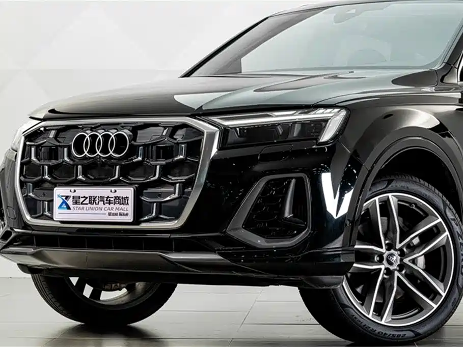 Audi Q7 2025 — фото 2
