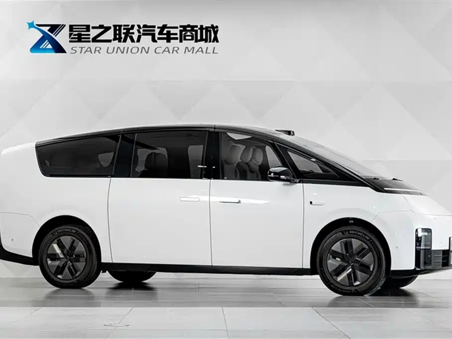 Li Auto Li MEGA 2025