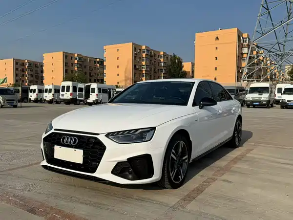 Audi A4L 2023