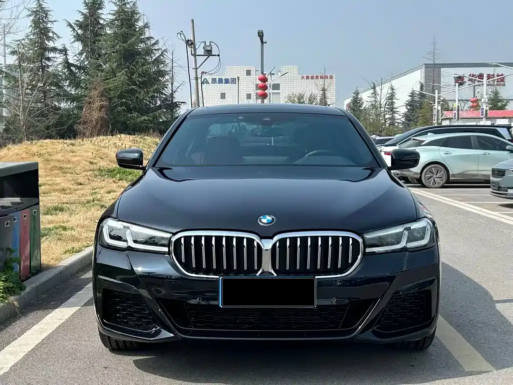 BMW 5 Series 2023