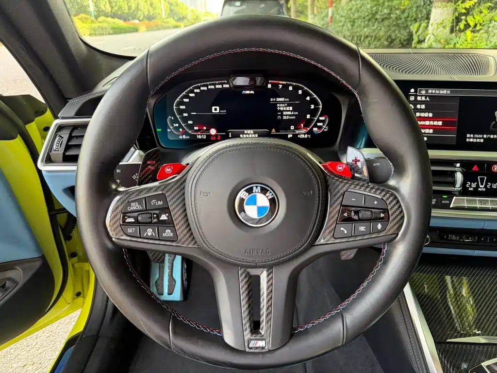BMW M4 2022 — фото 9