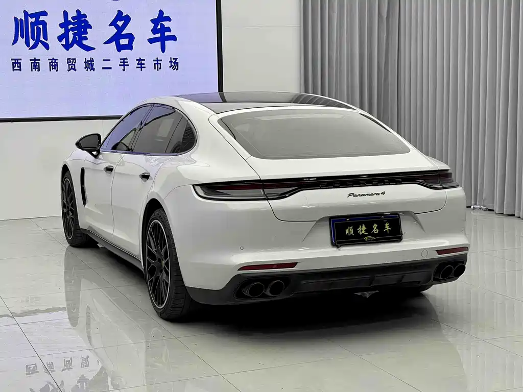 Porsche Panamera 2023 — фото 18