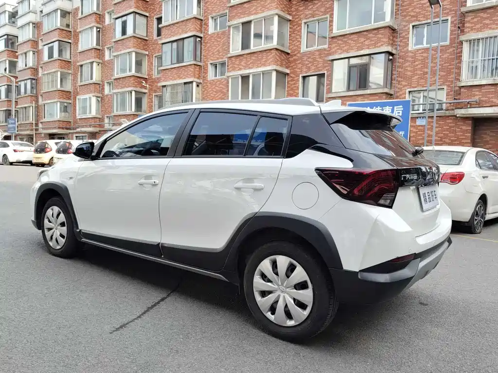 Toyota Yaris L 2022