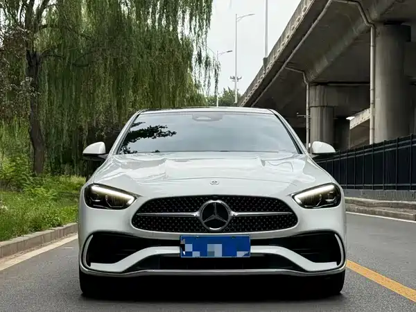 Mercedes-Benz C-Class 2023
