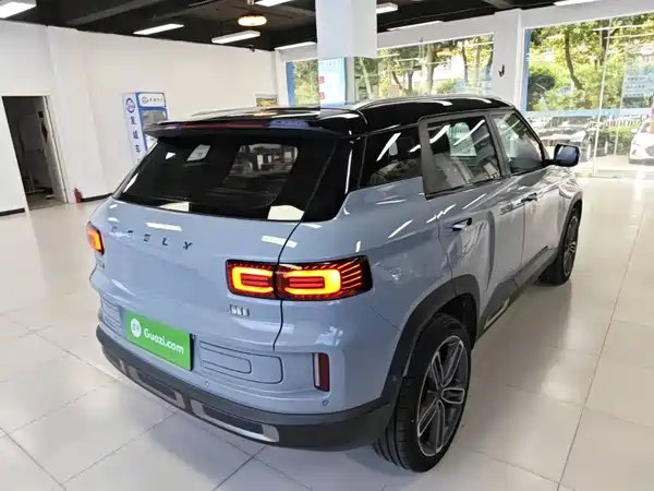 Geely ICON 2021