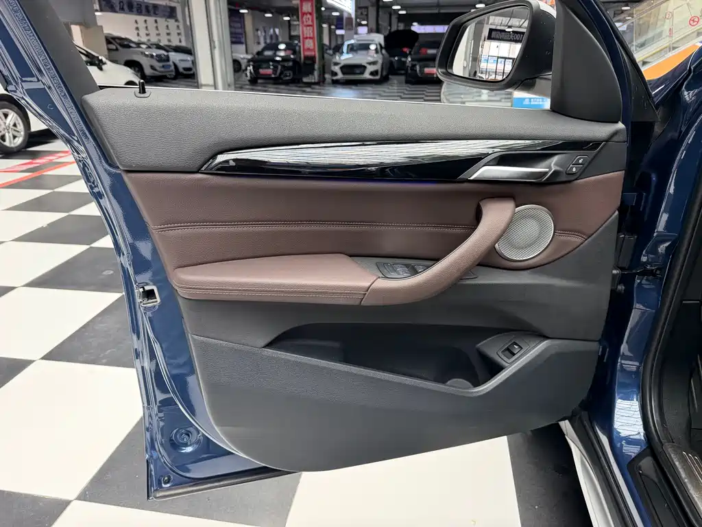BMW X1 2022