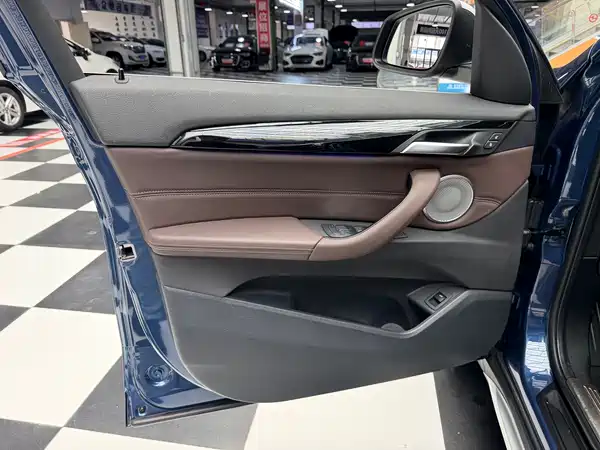 BMW X1 2022