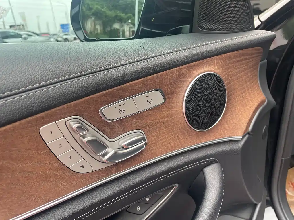 Mercedes-Benz E-Class 2019