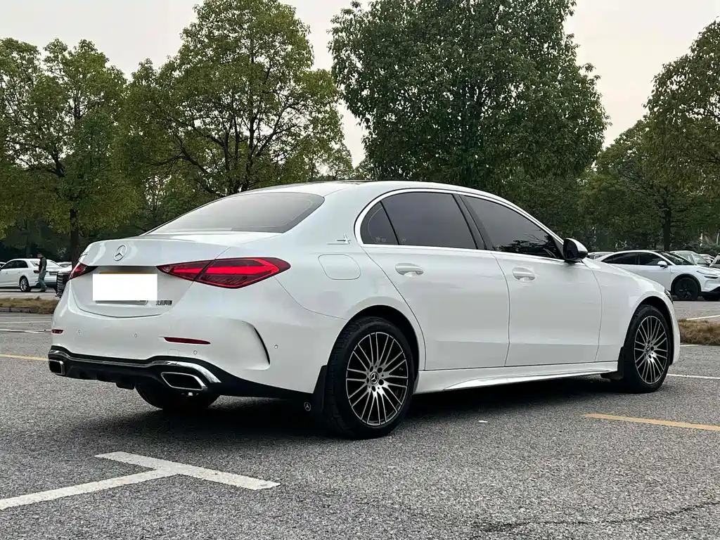 Mercedes-Benz C-Class 2025 — фото 19