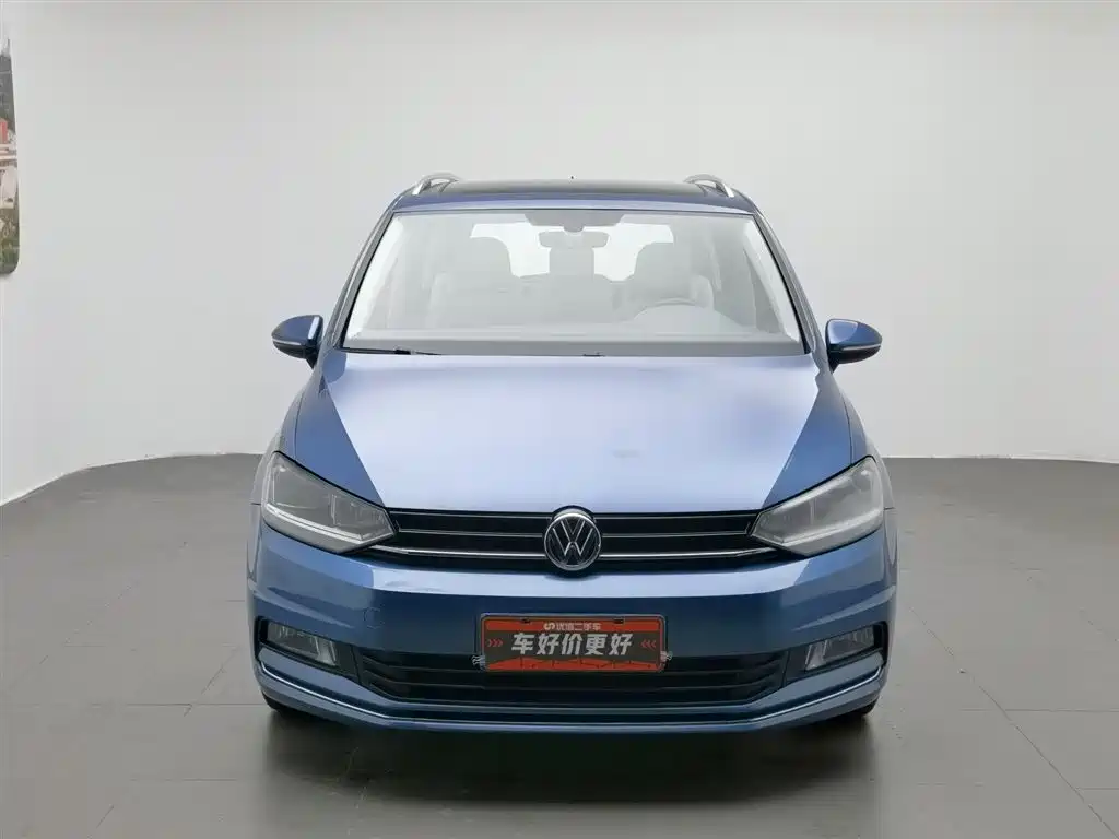 Volkswagen Touran 2016