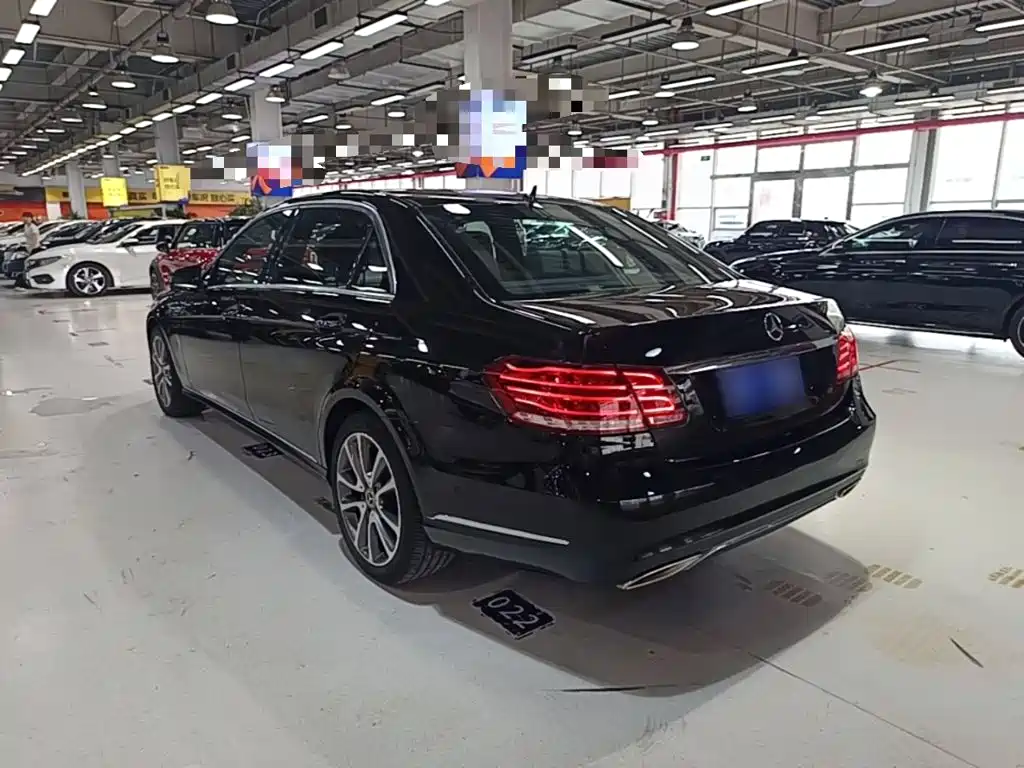 Mercedes-Benz E-Class 2016