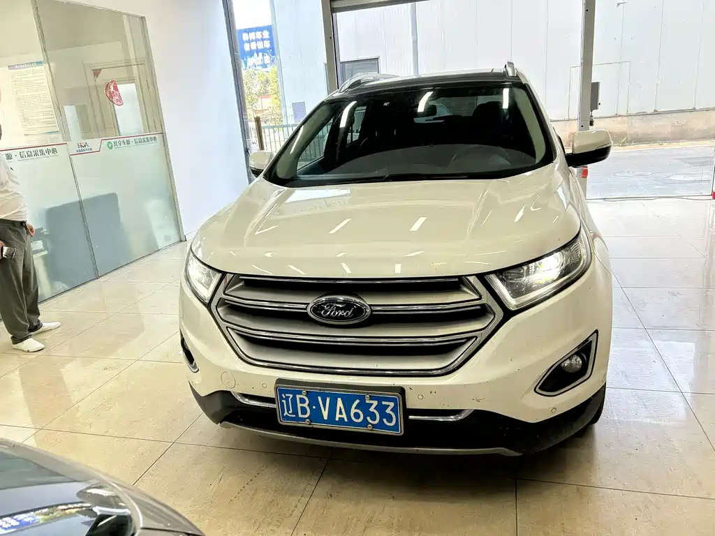 Ford Edge 2015