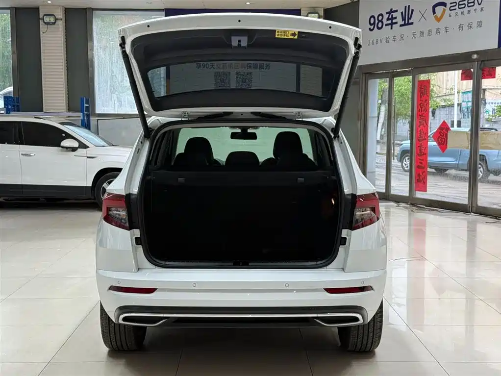 Skoda Karoq 2023 — фото 23