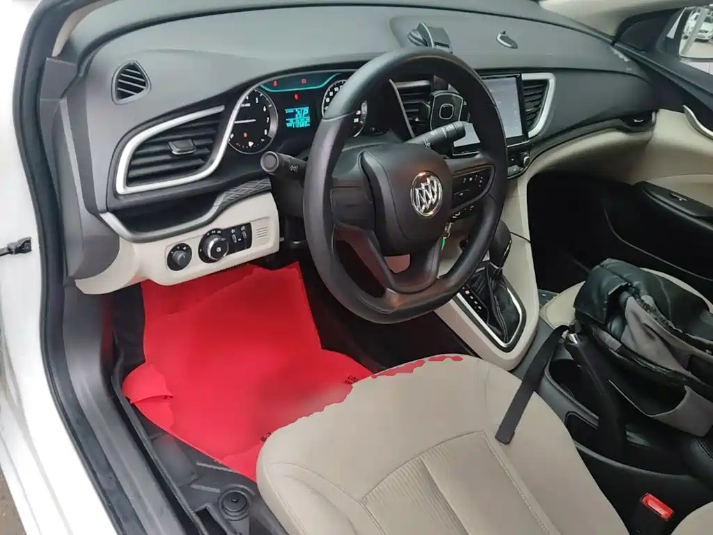 Buick Excelle 2015 — фото 10
