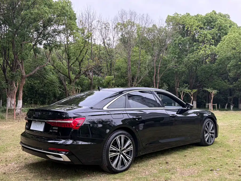 Audi A6L 2023 — фото 17