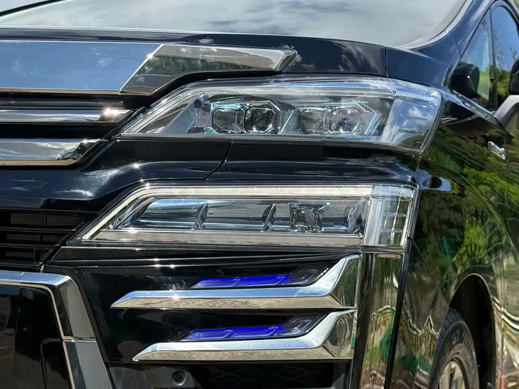 Toyota Vellfire 2021 — фото 4