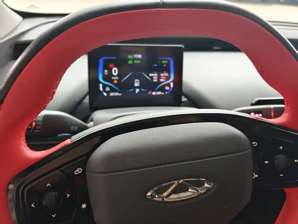 Chery New Energy Wujie Pro 2023 — фото 13