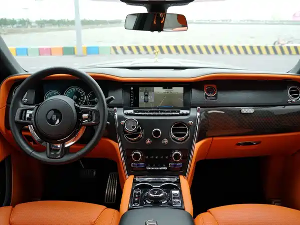 Rolls-Royce Cullinan 2019