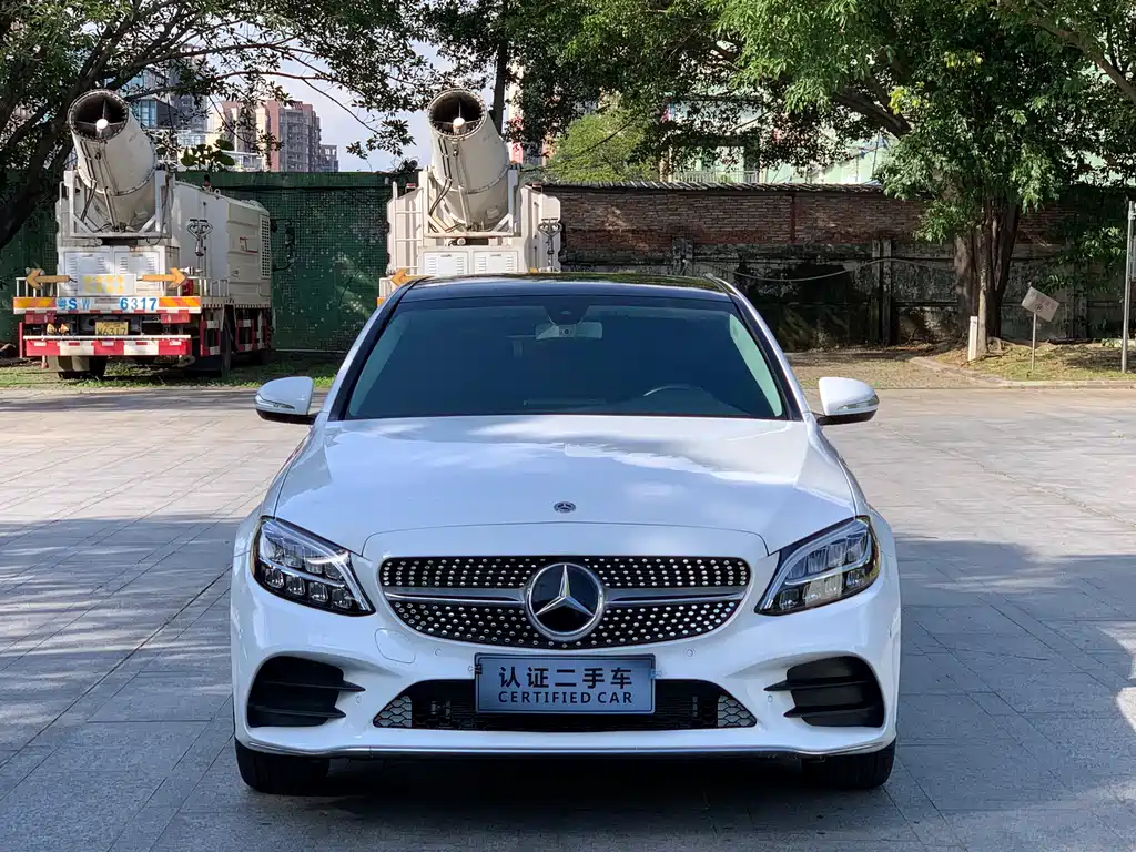 Mercedes-Benz C-Class 2020