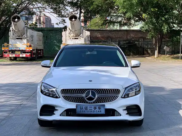 Mercedes-Benz C-Class 2020