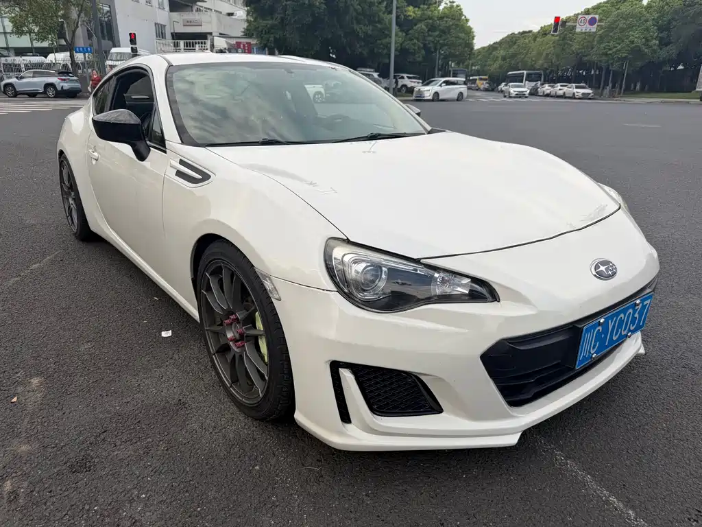 Subaru BRZ 2016 — фото 3