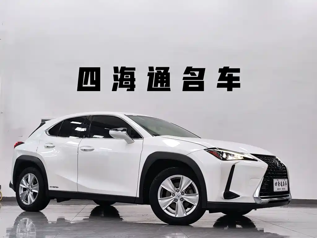 Lexus UX 2019 — фото 3