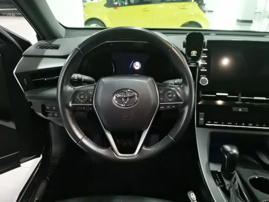 Toyota Avalon 2022 — фото 11