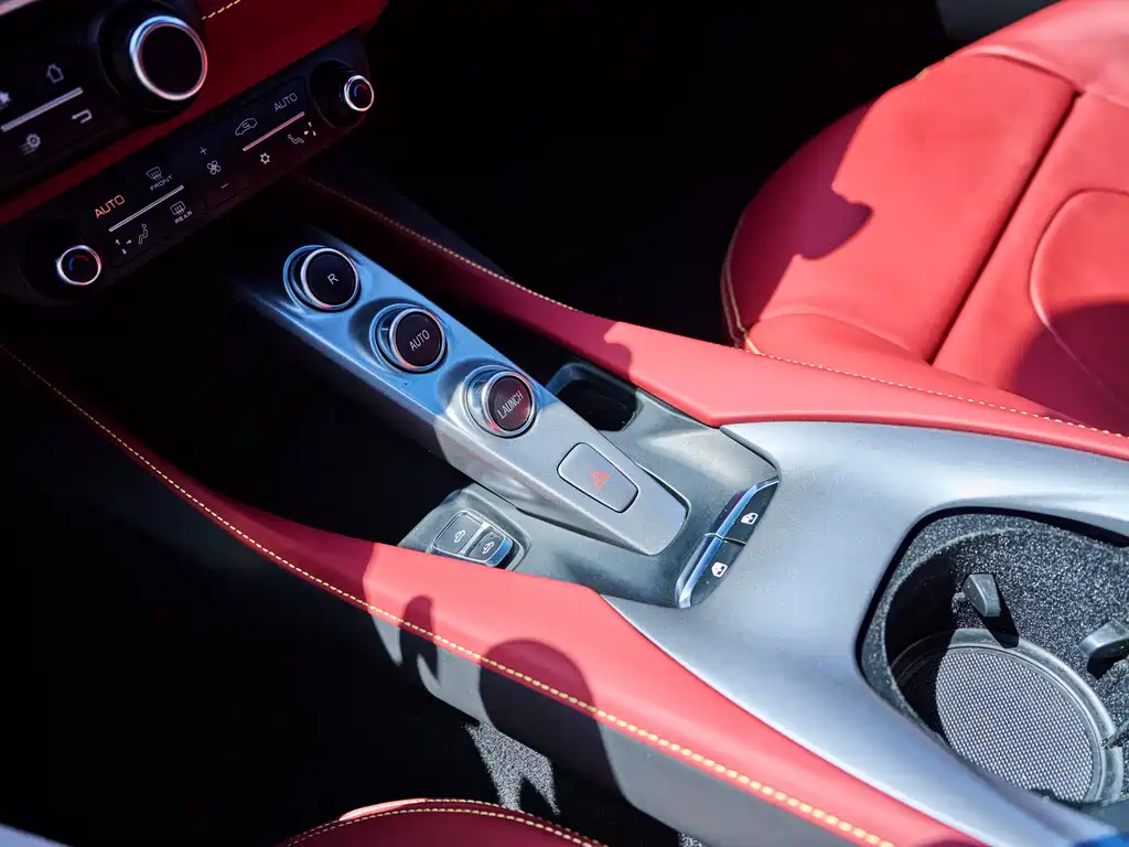 Ferrari Portofino 2023 — фото 24