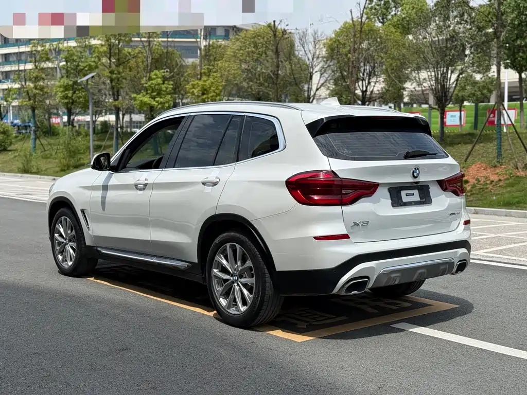 BMW X3 2021 — фото 9