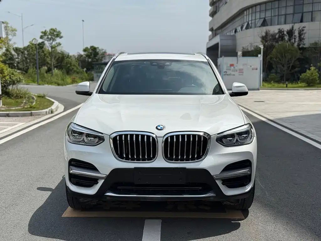 BMW X3 2021