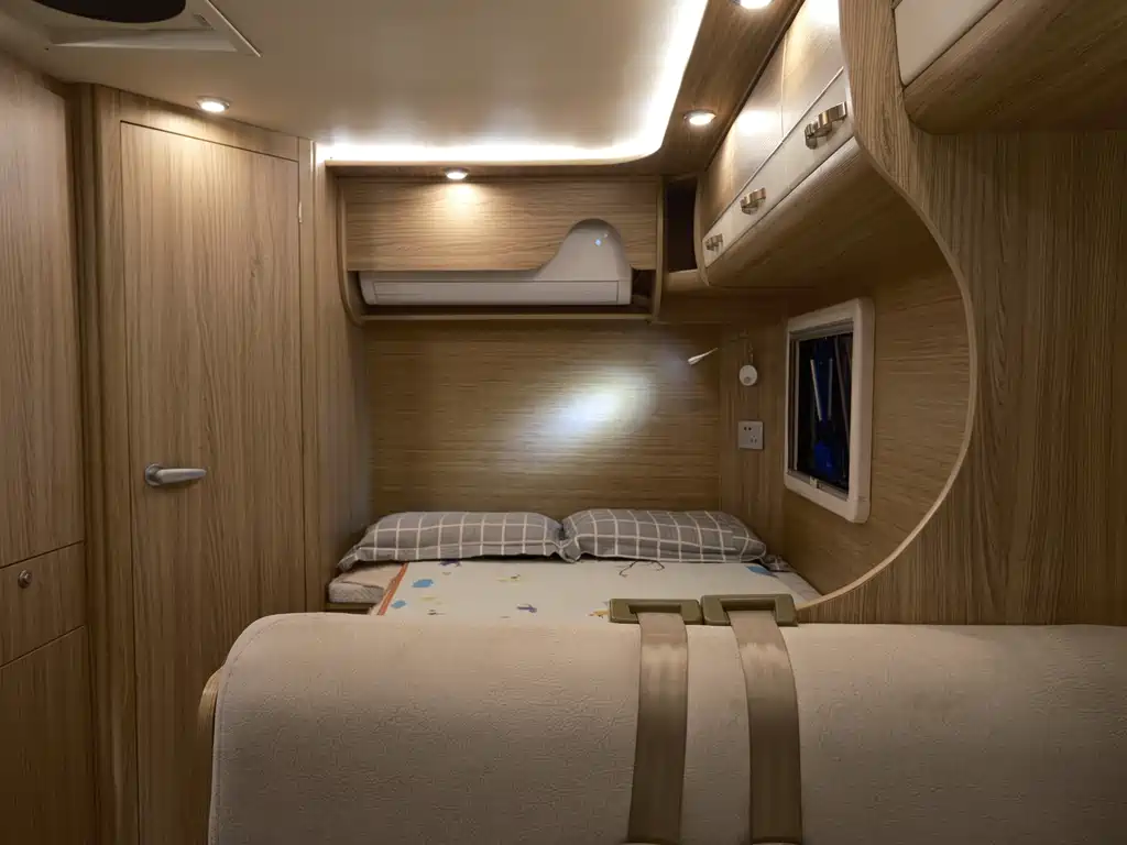IVECO Ousheng 2019 — фото 19
