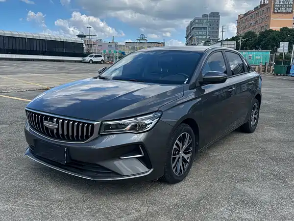 Geely Emgrand 2024