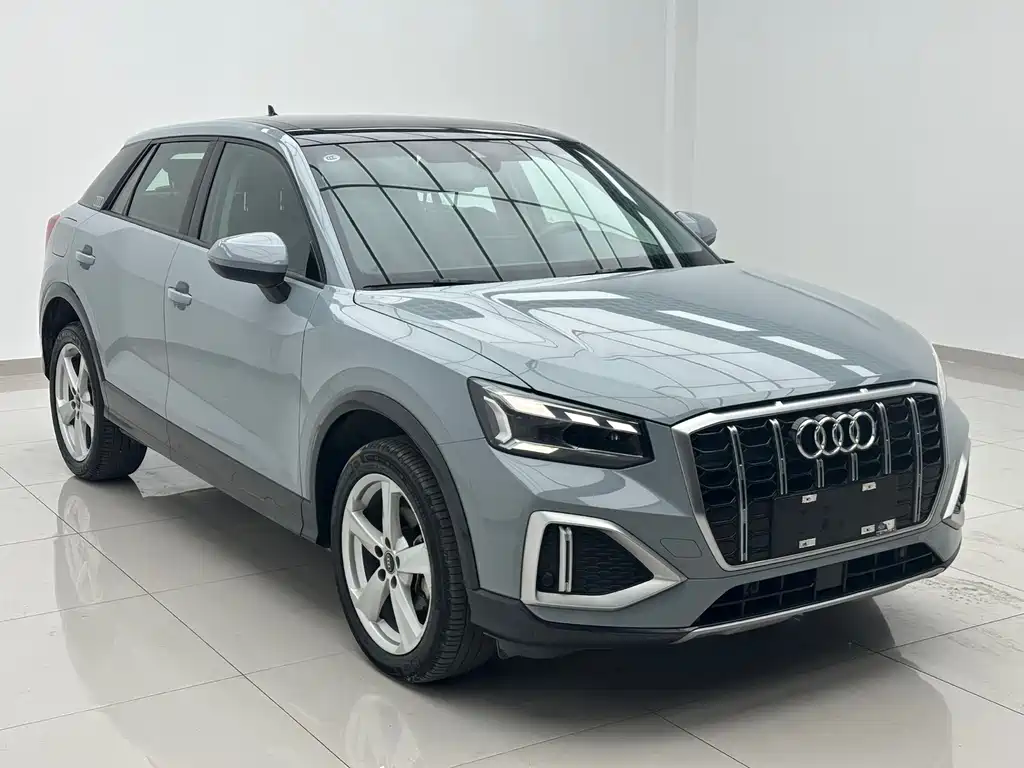Audi Q2L 2023