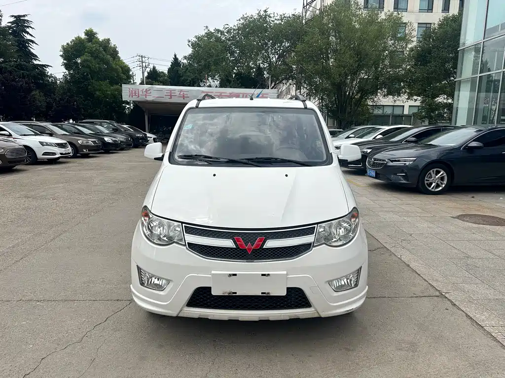 Wuling Hongguang 2018 — фото 14