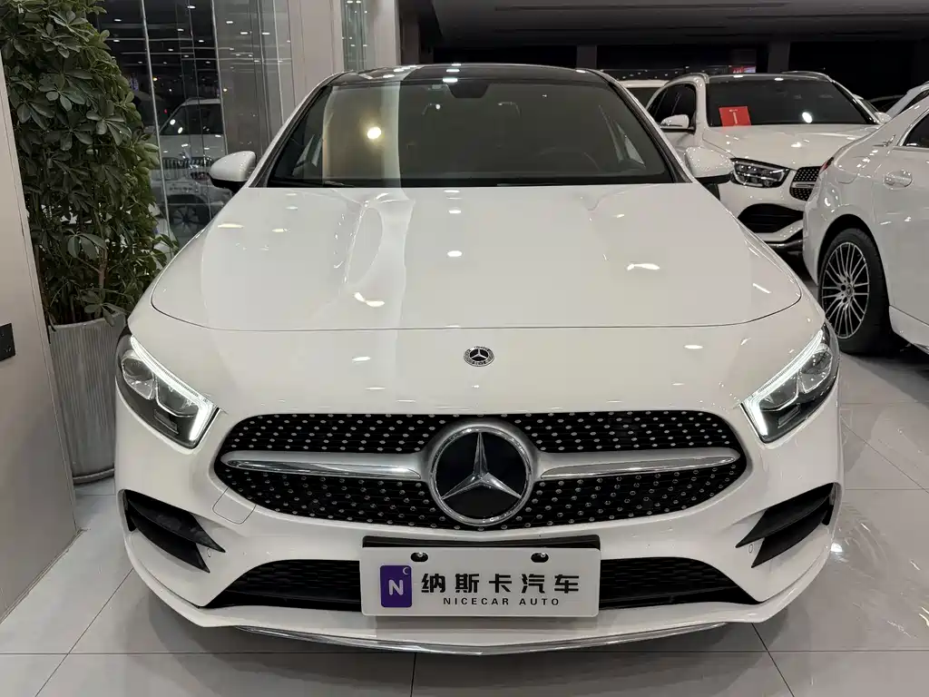 Mercedes-Benz A-Class 2022 — фото 2