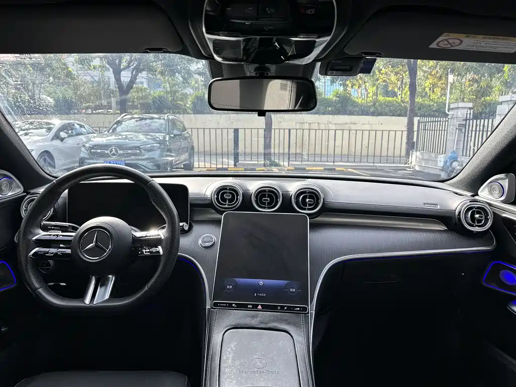 Mercedes-Benz C-Class 2023 — фото 10