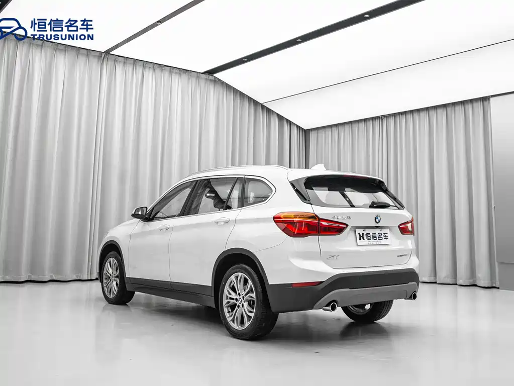 BMW X1 2019 — фото 6