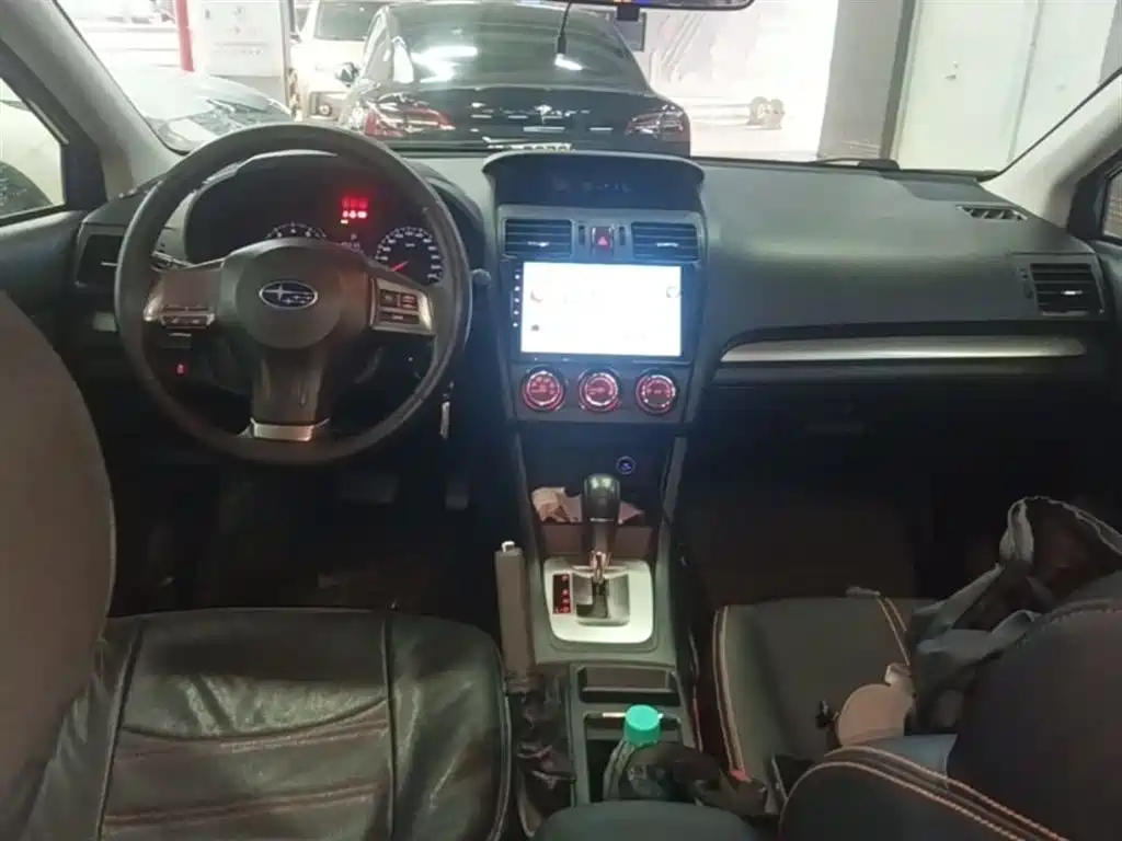 Subaru XV 2015 — фото 10