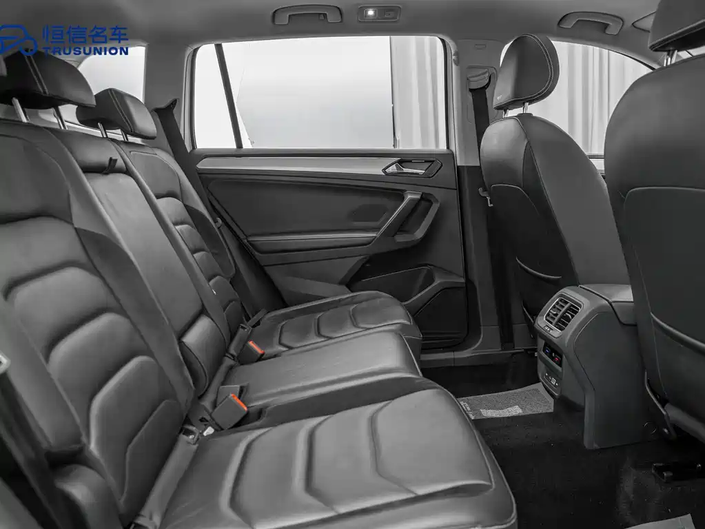 Volkswagen Tiguan L 2017 — фото 15