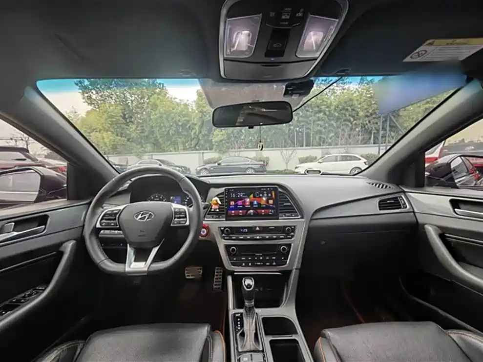Hyundai Sonata 2016 — фото 16