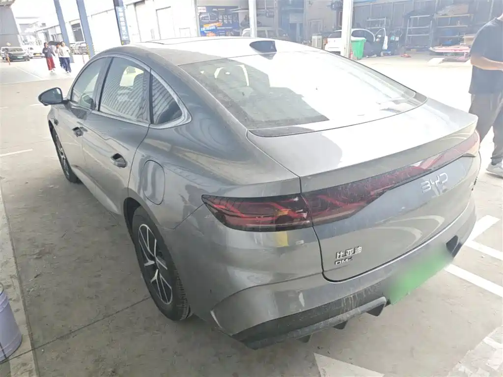 BYD Qin L 2025 — фото 5
