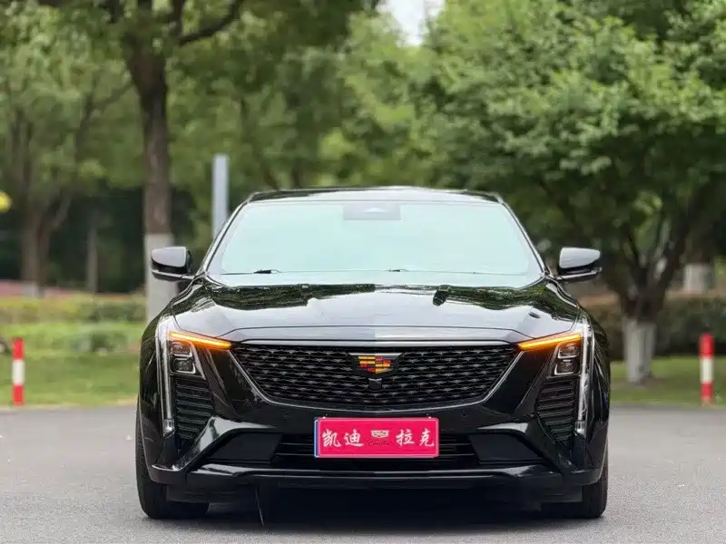 Cadillac CT5 2024 — фото 2