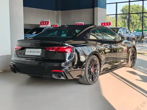 Audi RS 5 2025