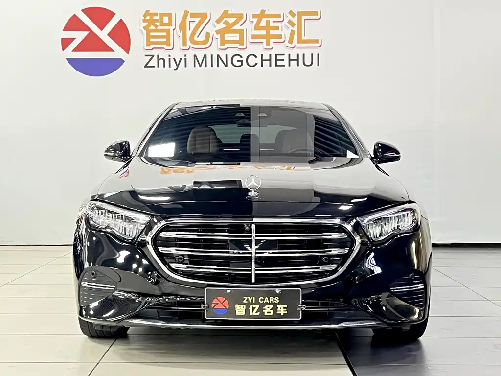 Mercedes-Benz E-Class 2024