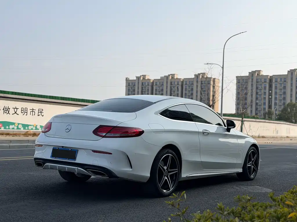 Mercedes-Benz C-Class 2017 — фото 11