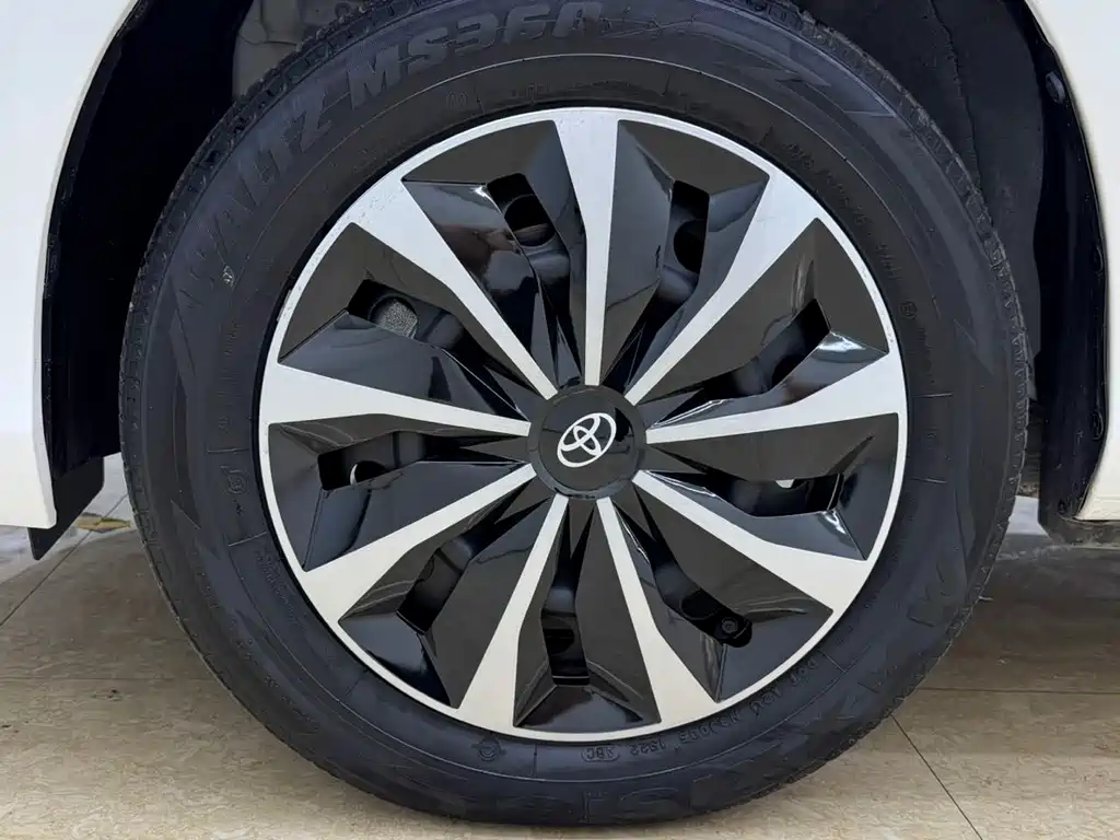 Toyota Vios 2022 — фото 25