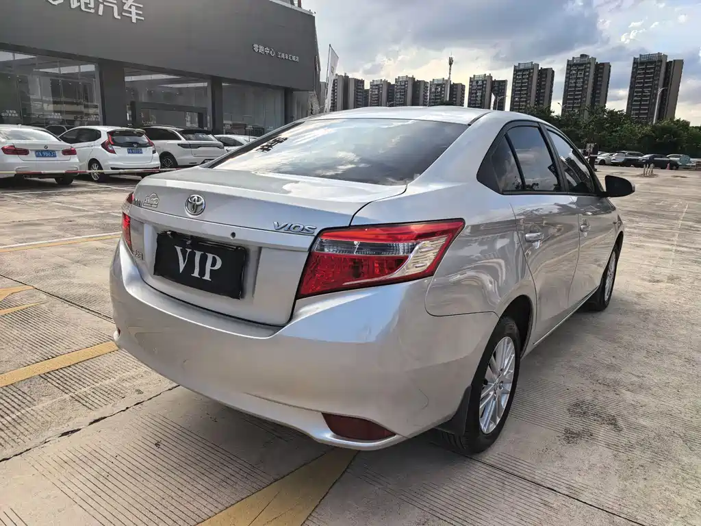 Toyota Vios 2014 — фото 16